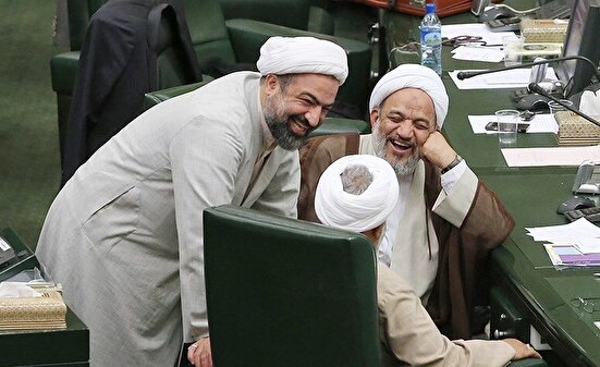 نظارت استصوابی با خانه ملت چه کرد؟