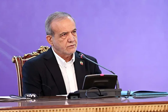 آمریکا و اروپا باید با اثبات صداقت خود اعتماد ایران را جلب کنند