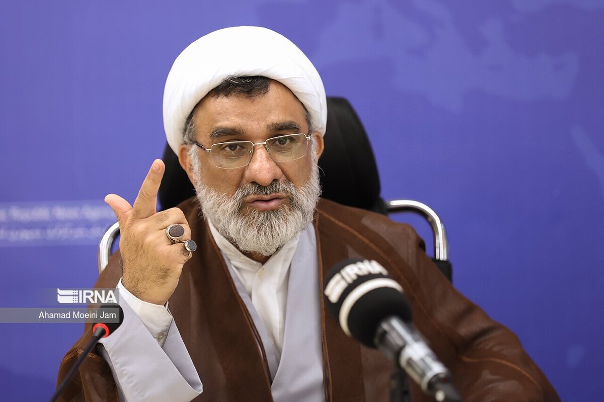 کسی نمی‌تواند بگوید من استاندار، فرماندار یا امام‌جمعه هستم و کنسرتی را لغو کند + فیلم