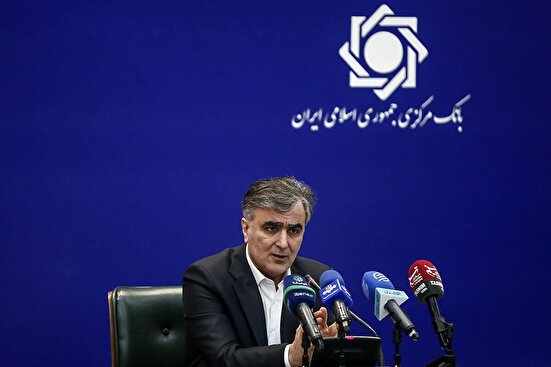 انتقال سپرده‌ها و دارایی‌های بانک آینده به بانک ملی بدون ناترازی انجام شد