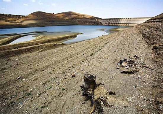 ایران در پنجمین سال خشکسالی متوالی/ ۲۰ استان بدون بارش!