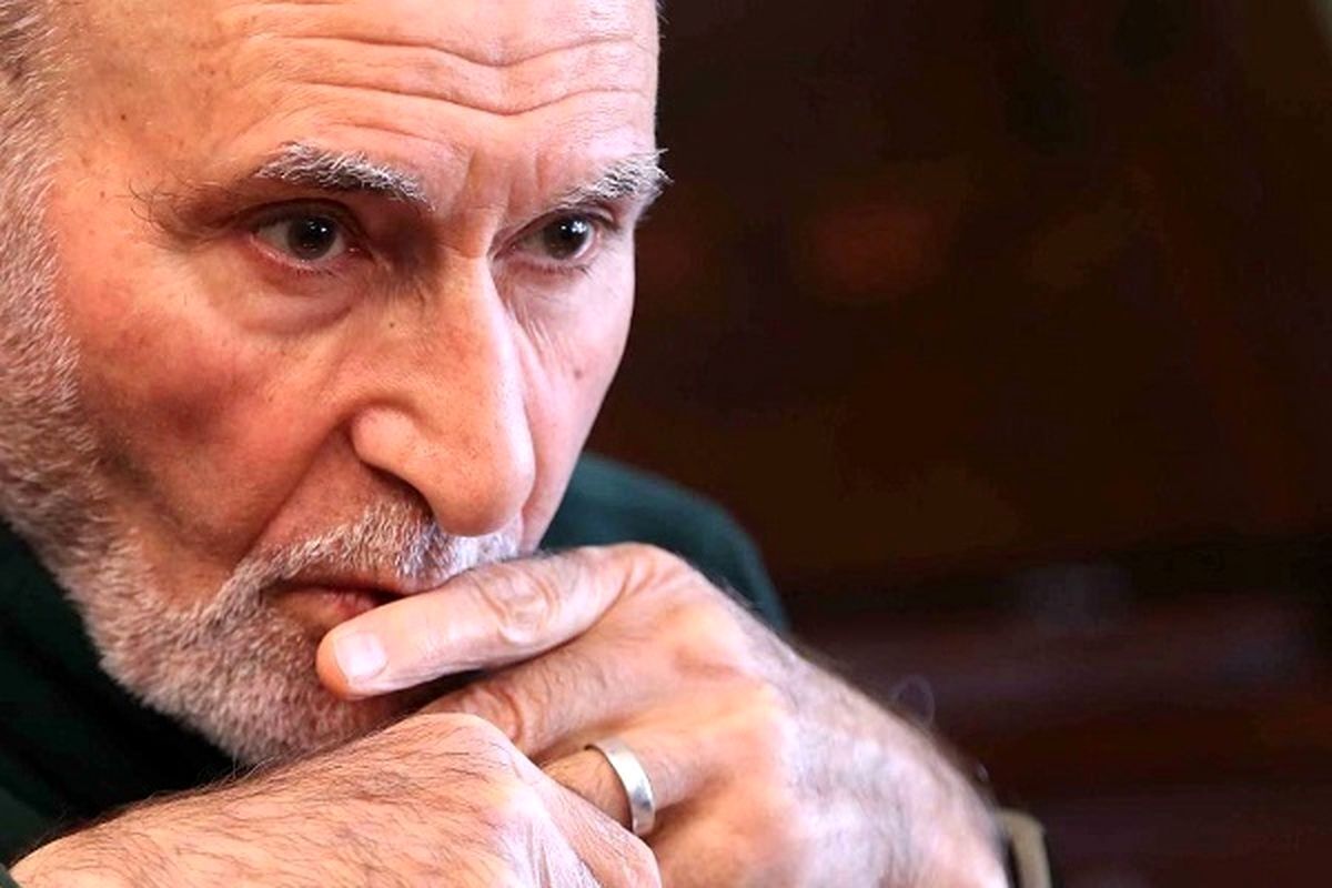 انقلاب‌ها ذاتاً با خود استبداد و دیکتاتوری به همراه می‌آورند اما انقلاب ما استثنا بود