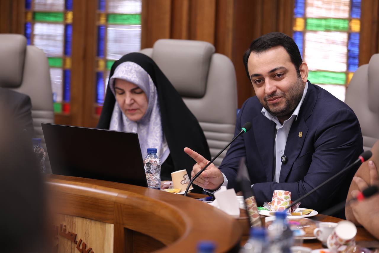 بانک صادرات ایران با روشهای نوین تأمین مالی، گره تولید را باز میکند بانک صادرات ایران با روشهای نوین تأمین مالی، گره تولید را باز میکند