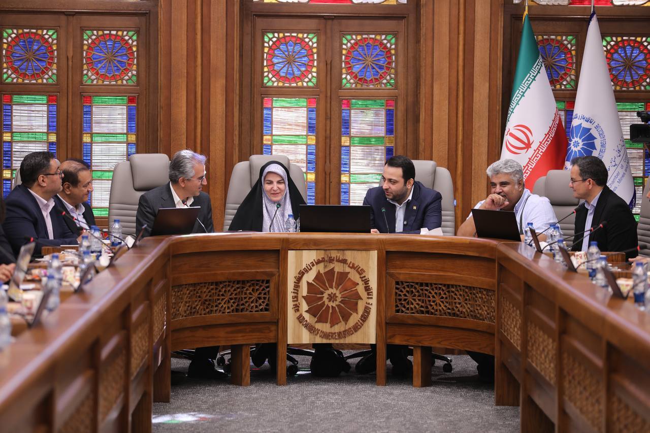 بانک صادرات ایران با روشهای نوین تأمین مالی، گره تولید را باز میکند بانک صادرات ایران با روشهای نوین تأمین مالی، گره تولید را باز میکند