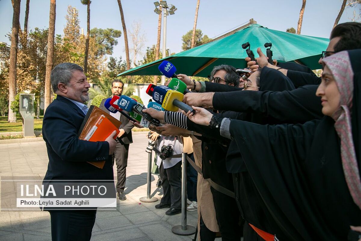 از نهادهها و بودجه تا سلامت و ورزش؛ برنامههای دولت برای معیشت و زیرساختها ادامه دارد