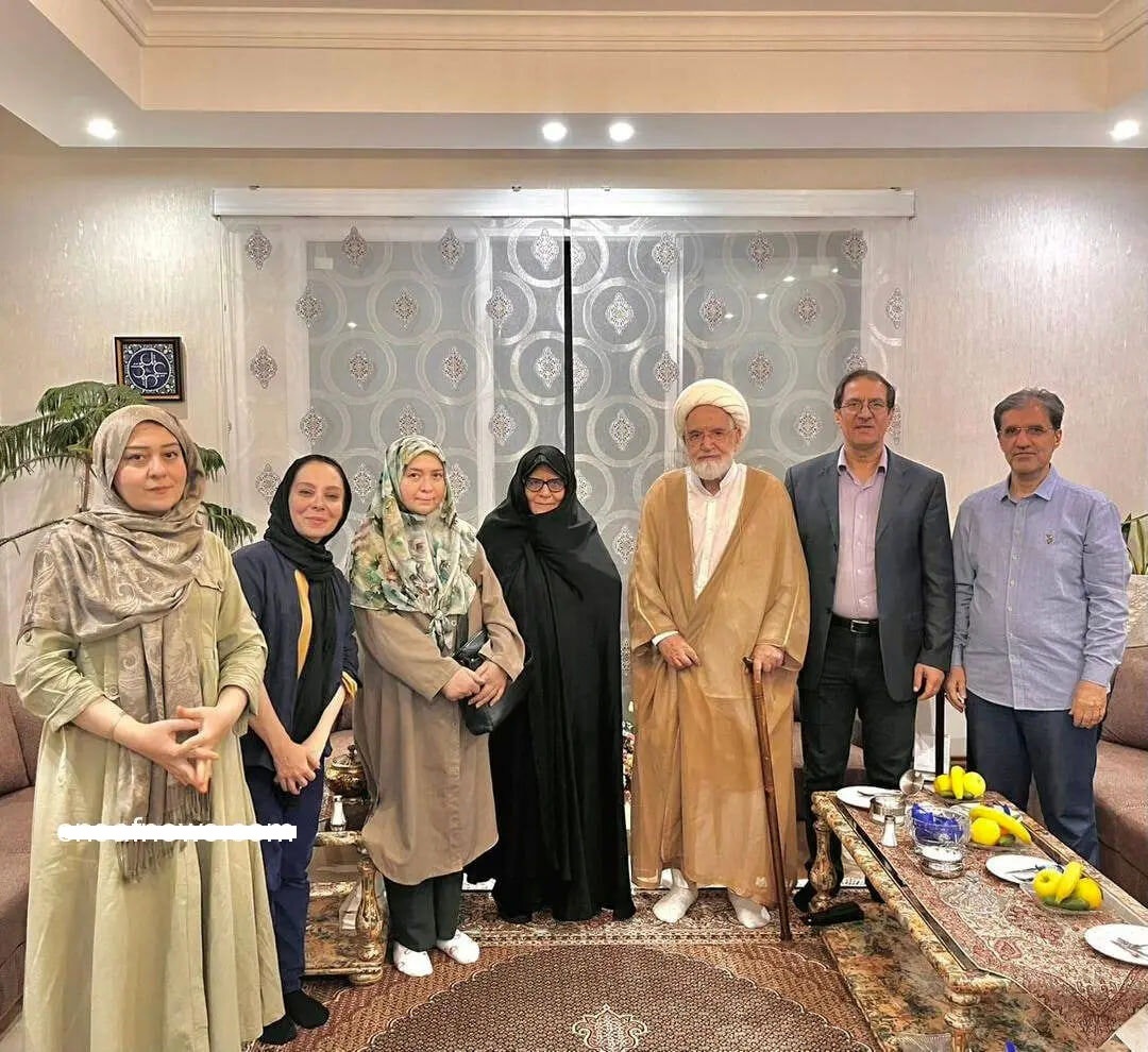 دیدار فرزندان میرحسین موسوی با مهدی کروبی