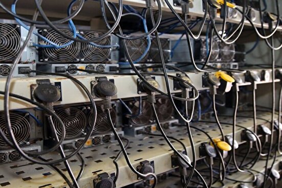 کشف ۲۰۰۰ دستگاه ماینر قاچاق به ارزش ۱۴۷ میلیارد تومان
