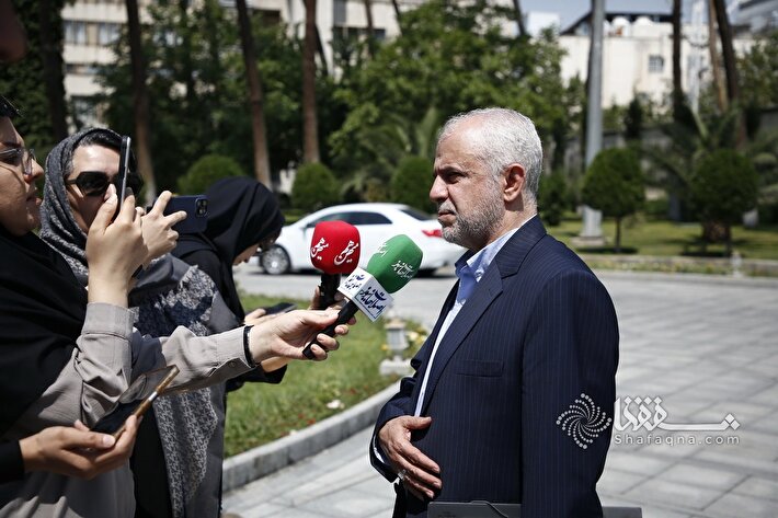 ۱۳ هزار خودرو وارداتی جانبازان تحویل داده شده / برای جاماندگان ثبت‌نام واردات خودرو، پیامک ارسال شده است