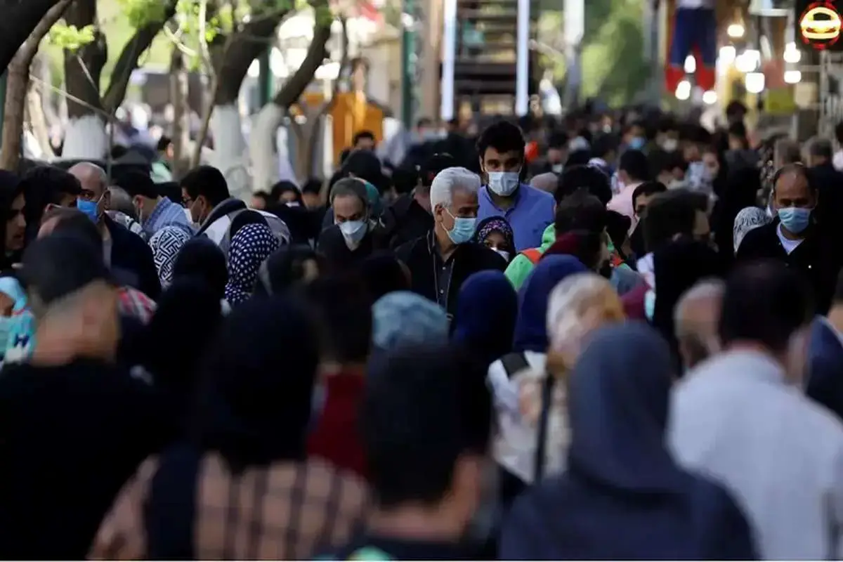 کسانی که خود بخشی از مشکلات می‌شوند، نخبه نیستند