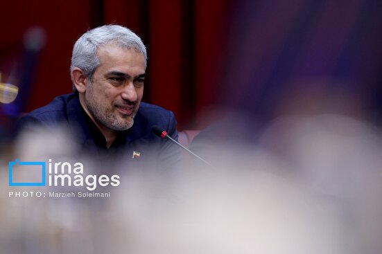 بررسی حواشی «ماراتن کیش»