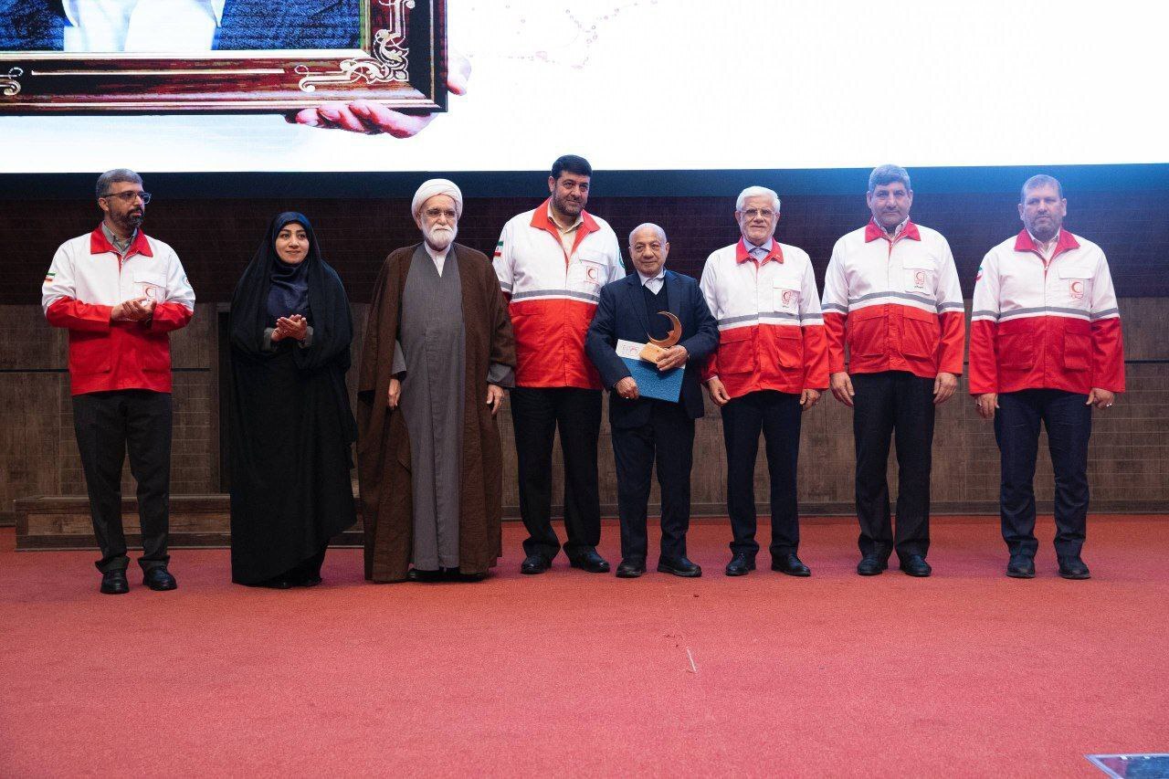 بابت مشکلات معیشتی از مردم عذرخواهی میکنیم بابت مشکلات معیشتی از مردم عذرخواهی میکنیم