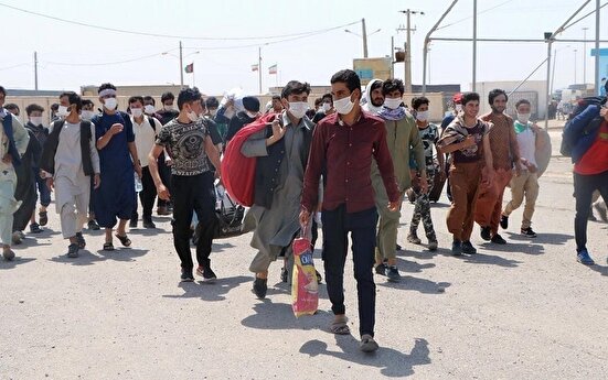 سوداگران مانع اصلی حل مشکل اتباع غیرمجاز افغانستانی هستند