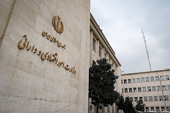 ورود وزارت اقتصاد به جابه‌جایی ۱۱ هزار میلیارد تومان پول توسط یک قاچاقچی