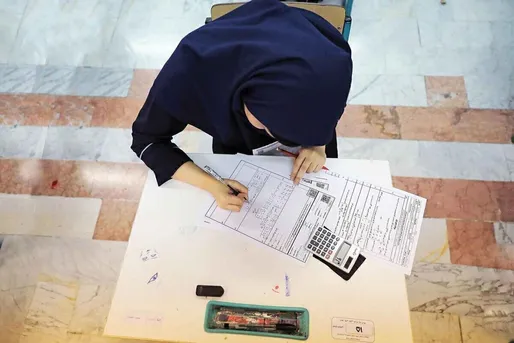 نتایج نهایی پایه دوازدهم در انتظار پایان تصحیح چهارم/نتایج یازدهم تا چند روز آینده