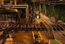 اعتراض تند وزیر صمت به قطع کامل برق صنایع بزرگ در ۱۵ روز آینده