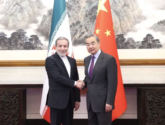ادعای رسانه اسرائیلی: چین می&zwnj;خواهد واسطه مذاکره ایران و آمریکا شود