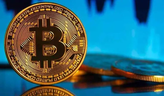 بیت&zwnj;کوین از مرز ۹۹ هزار دلار عبور کرد