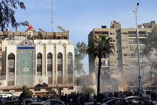 کیهان: تا وقتی خشم مقدس ایرانی&zwnj;ها وجود دارد، باید جواب اسرائیل را بدهید؛ یعنی فوری