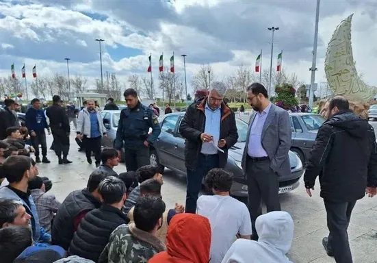 افرادی که اجازه ورود اتباع غیرمجاز به کشور را دادند، امروز باید پاسخگو باشند