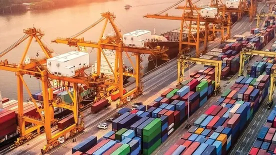 افزایش چشمگیر مبادلات تجاری ایران باD8 /فرصت&zwnj;های بیشتر برای توسعه باقی است
