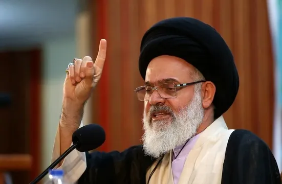 امام جمعه قم: دشمنان به دنبال انتقام حضور مردم در انتخابات هستند؛ به همین دلیل ماجرای درمانگاه را پررنگ می&zwnj;کنند