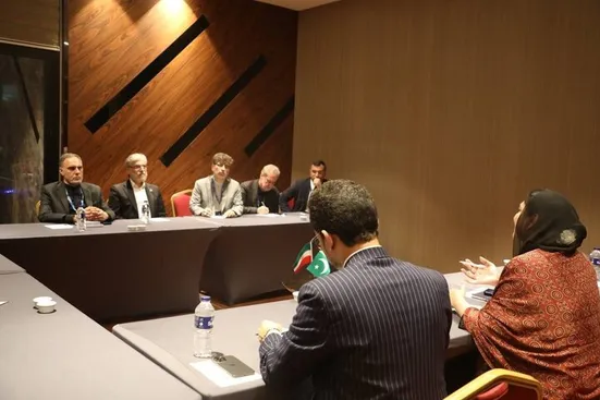پیشنهاد وزیر علوم برای جذب دانشجویان پاکستانی در دانشگاه سیستان و بلوچستان