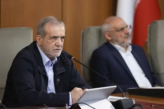 رئیس&zwnj;جمهور: تفاوتی بین قوم عرب، عجم، کُرد و بلوچ نیست