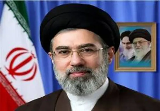 آیت&zwnj;الله سید مجتبی خامنه&zwnj;ای برگزیده حضرت صاحب&zwnj;الزمان است نه خبرگان