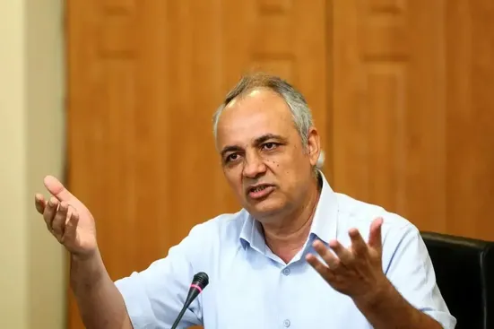 کشور را با &laquo;دموکراسی مصباح&raquo; اداره کنید، ما راضی هستیم!