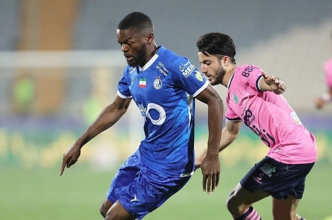 بحران پنالتی‌زن در استقلال