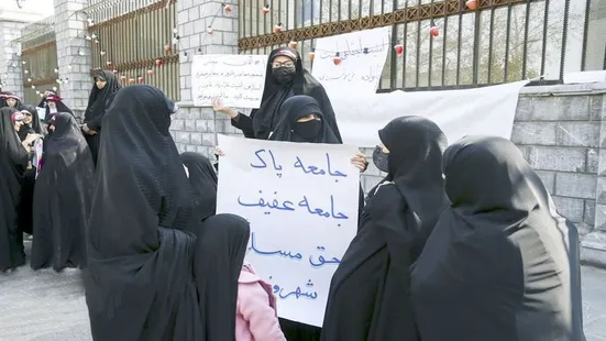 اگر عمروعاص قرآن را بر سر نیزه برد، امروز تندرو&zwnj;ها حجاب را سر نیزه کرده&zwnj;اند