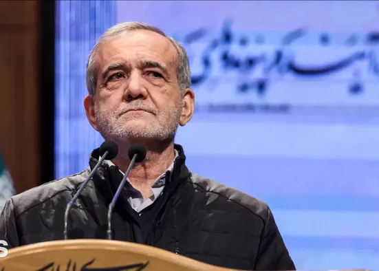 دولت به دروغ&zwnj;های شاخدار مثل استعفای رئیس جمهور توجه نمی&zwnj;کند و گرفتار حاشیه&zwnj;ها نمی&zwnj;شود