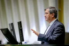 با وجود دشواری‌ها، مسیر بهبود اقتصادی ادامه دارد