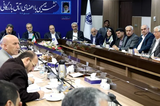 لزوم تمرکز بر چابک&zwnj;سازی و کوچک&zwnj;سازی دولت/ناکارآمدی پیمان&zwnj;سپاری ارزی؛ نارضایتی گسترده در میان فعالان تجارت
