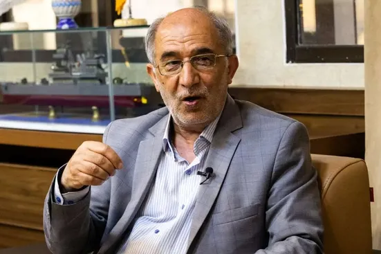 ایران برای پایان دادن به این جنگ ظالمانه، باید همچنان تنگه هرمز را بسته نگاه دارد