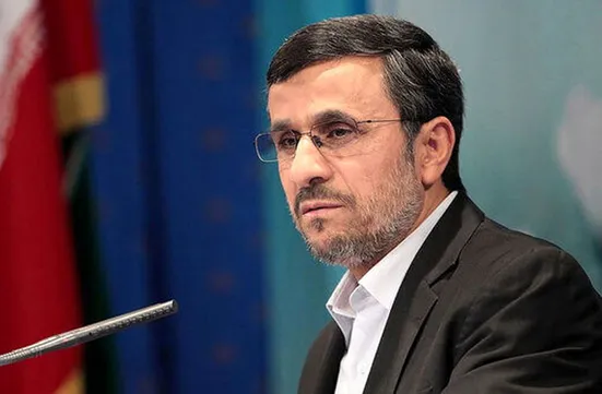 احمدی&zwnj;نژاد:در حال بررسی شرايط هستم تا تصميم بگيرم كه در انتخابات ثبت&zwnj;نام کنم یا نه!