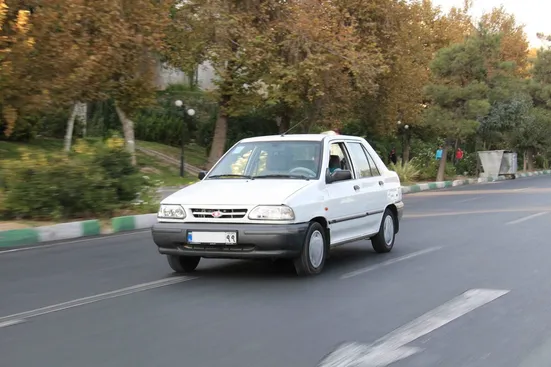 حقوق کارگری ۱۴۰۳ و رویای خرید خودرو / ۵۰ ماه کار برای خرید پراید! &zwj;