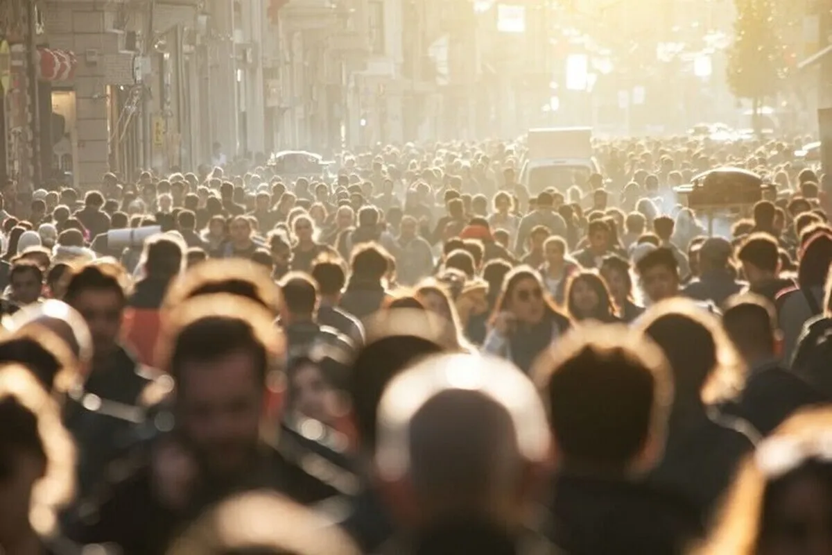 رشد جمعیت ایران تا ۱۴۱۵ متوقف می‌شود / خط پایان ۱۰۰ میلیونی