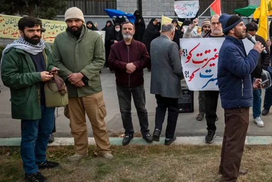 تکلیف خودجوش&zwnj;ها و تندروهایی که بدون مجوز تجمع برگزار می&zwnj;کنند را مشخص کنید