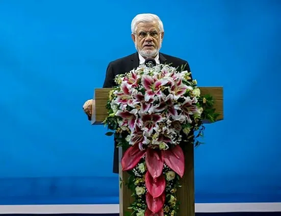 باید به جوانان بها دهیم، به آنان اعتماد کنیم و کارها را به جوانان بسپاریم