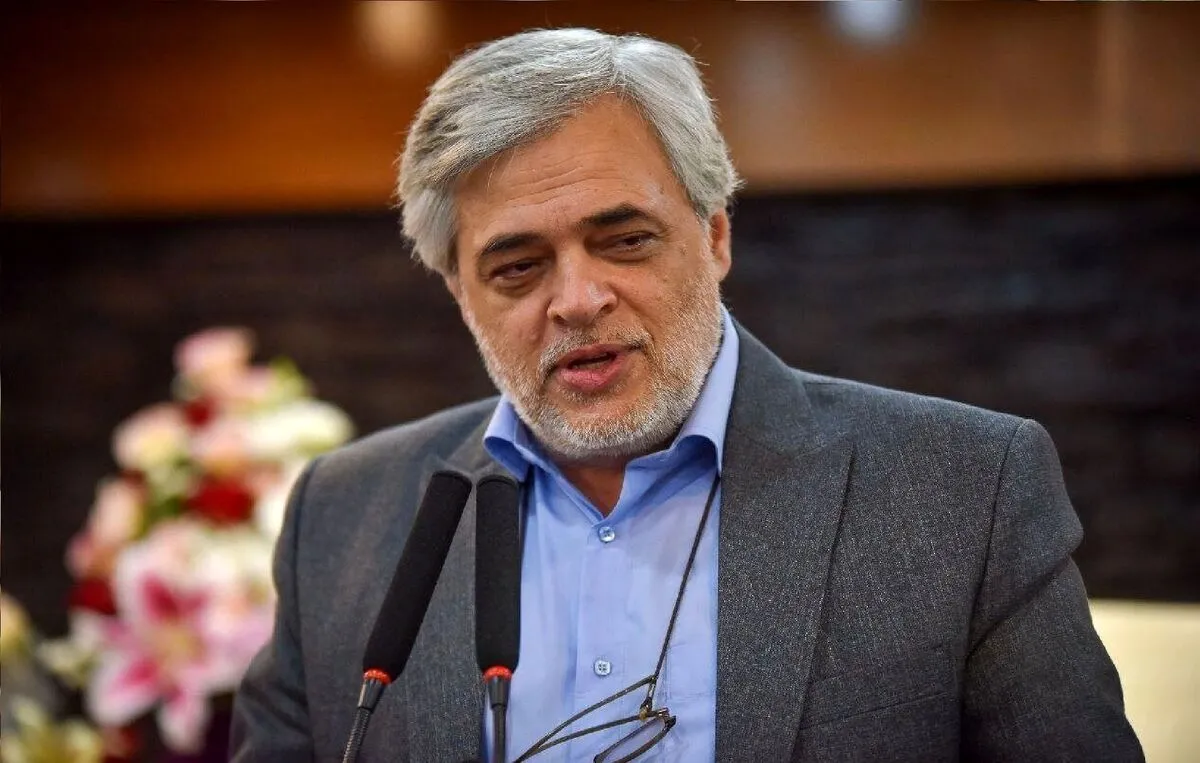 انقلابی‌نما‌های قلابی دارند دست و پا می‌زنند از منجلاب خارج شوند