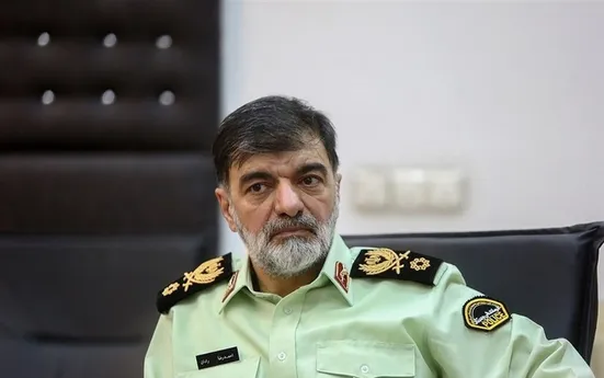 بر چادر ما می&zwnj;تازند چون اگر آن را بگیرند پرچم را می&zwnj;گیرند؛ وقتی پرچم را گرفتند همه کار می&zwnj;شود کرد