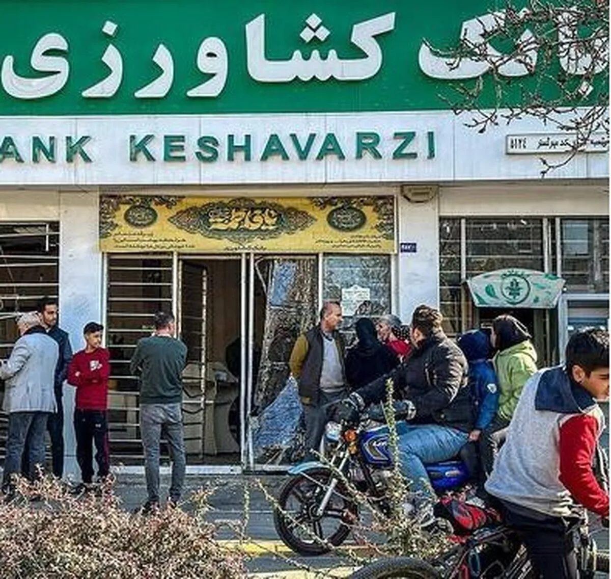 خسارت به ۵۰ خودروی آتش‌نشانی/ ۶۰ بانک پایتخت از رده خارج شدند