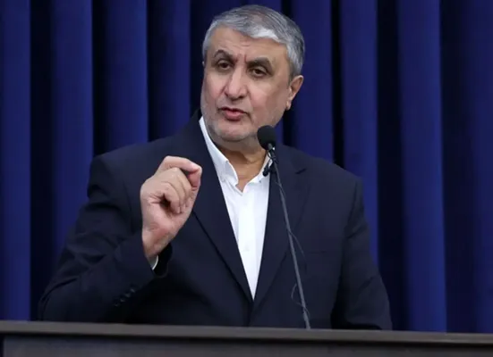 اولين جایی که مورد حمله&zwnj; قرار گرفت، راکتور تهران بود