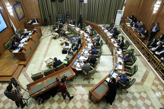نطق انتخاباتی در هر جلسه شورای شهر که ۷ میلیارد تومان هزینه دارد، جایز نیست