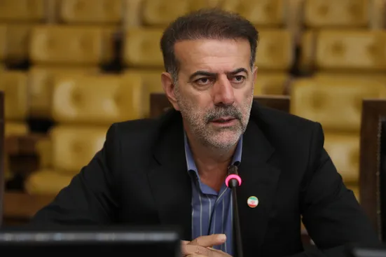 دوستان وحدت&zwnj;شکن به خودشان بیایند