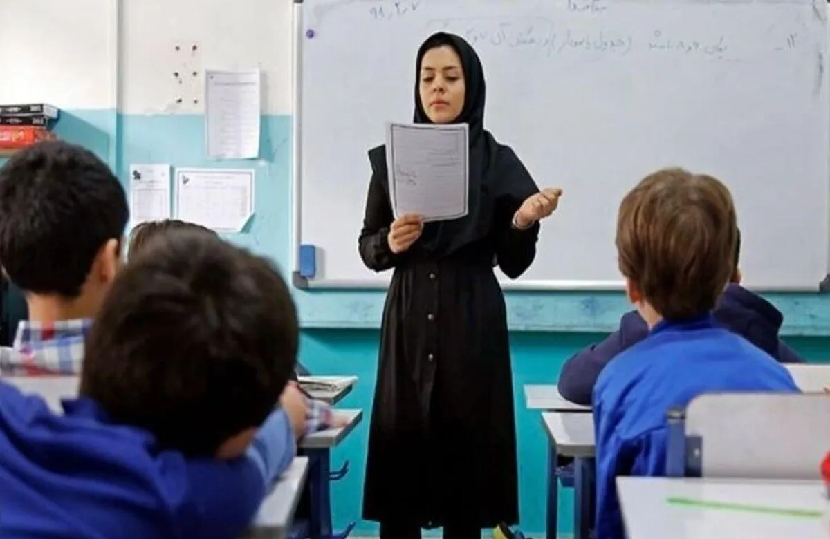 کادر آموزشی مغز متفکر و ستون فقرات هر نظام آموزشی محسوب می‌شود