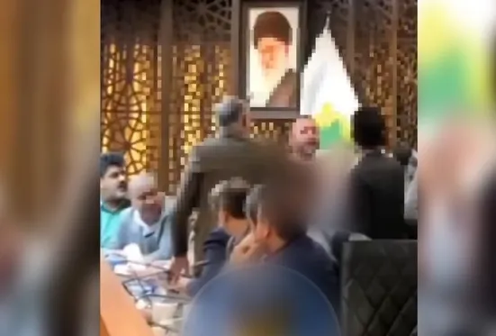 لخت شدن یک شهروند معترض در صحن شورای شهر گرگان&nbsp;