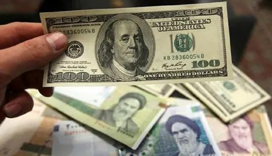 احتمال کاهش قیمت دلار با افزایش عرضه ارز پتروشیمی&zwnj;ها و کاهش تنش&zwnj;ها