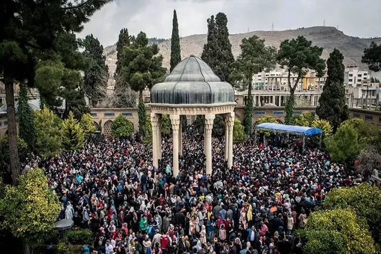 حافظیه، تخت&zwnj;جمشید و سعدیه در صدر پربازدیدترین اماکن گردشگری نوروز ۱۴۰۴